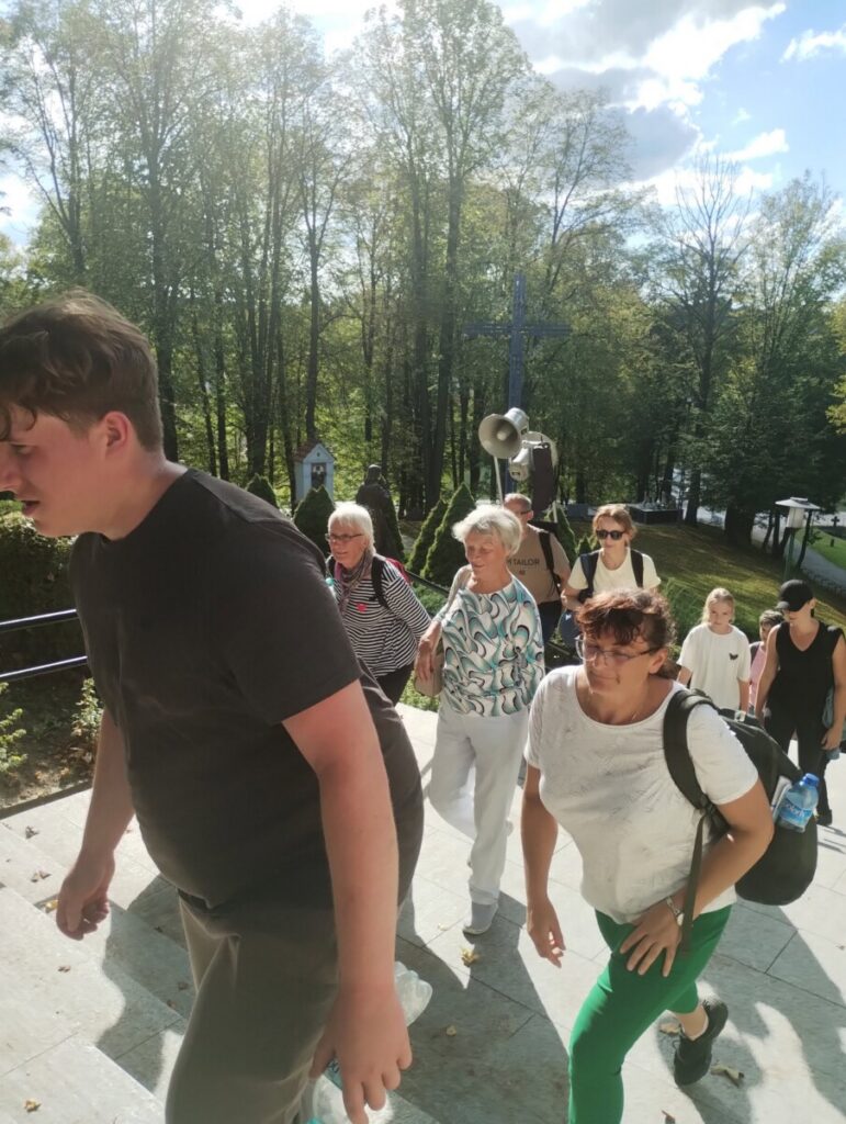 image-1668814308225939